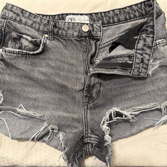 Zara Pants - Zara shorts size 8